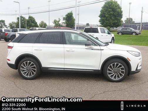 2025 Lincoln Corsair Reserve