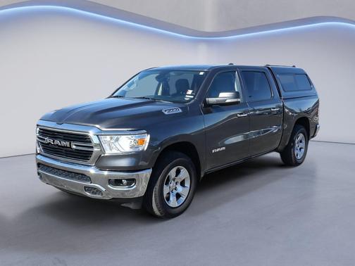 Granite Crystal Metallic Clearcoat 2019 RAM 1500 Big Horn