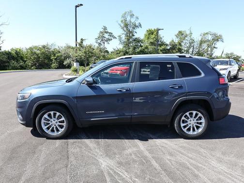 Blue Shade Pearlcoat 2019 Jeep Cherokee Latitude