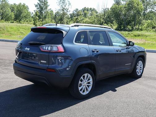 Blue Shade Pearlcoat 2019 Jeep Cherokee Latitude