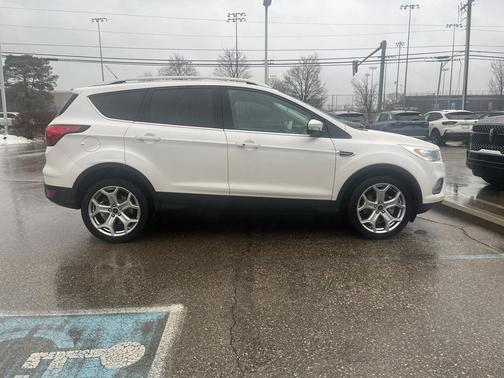 2019 Ford Escape Titanium