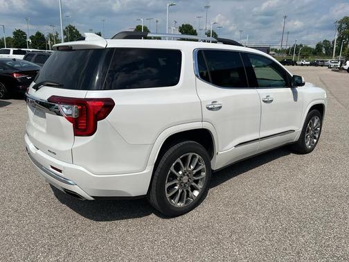 White Frost Tricoat 2022 GMC Acadia Denali