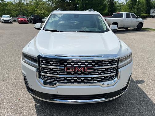 White Frost Tricoat 2022 GMC Acadia Denali