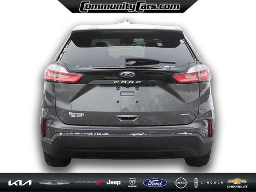 2022 Ford Edge SE