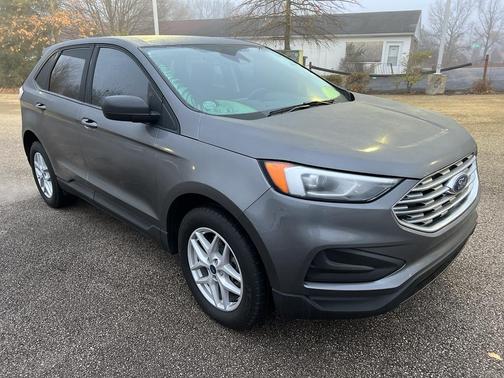 2022 Ford Edge SE