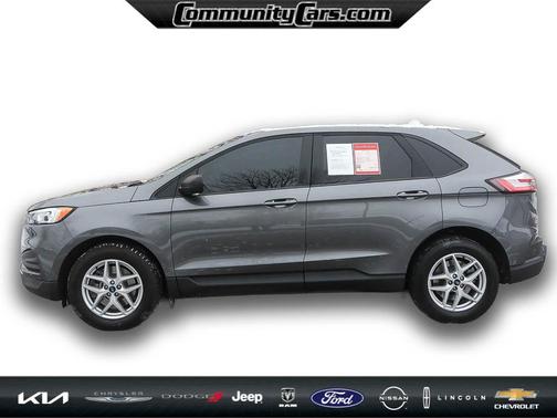 2022 Ford Edge SE