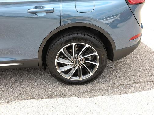 Whisper Blue Metallic Clearcoat 2023 Lincoln Corsair Standard