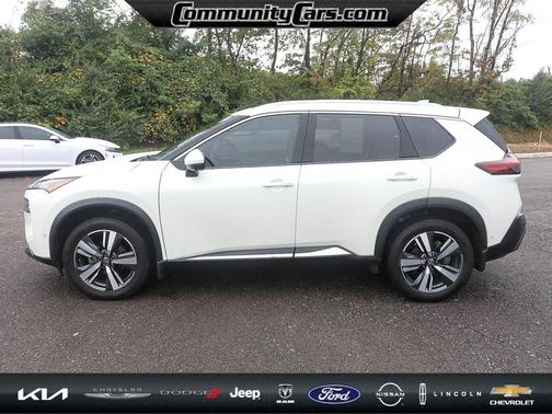 2022 Nissan Rogue SL