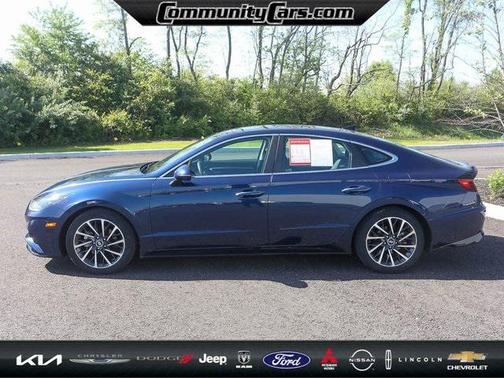 2022 Hyundai SONATA Limited