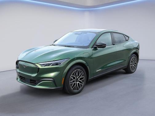 Eruption Green Metallic 2026 Ford Mustang Mach-E Premium