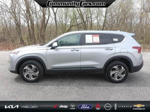 2022 Hyundai SANTA FE SE