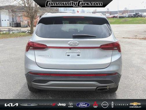 2022 Hyundai SANTA FE SE