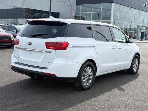 2021 Kia Sedona LX