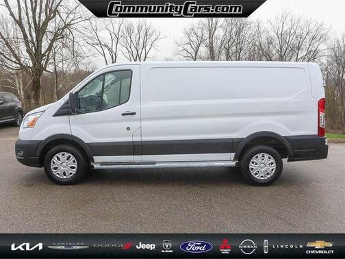 2022 Ford Transit-250 Base