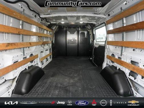 2022 Ford Transit-250 Base