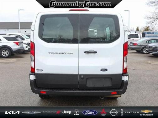 2022 Ford Transit-250 Base