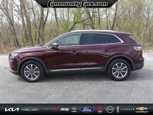 2022 Lincoln Nautilus Standard