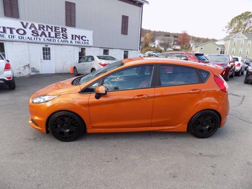 2017 Ford Fiesta ST 4dr Hatchback