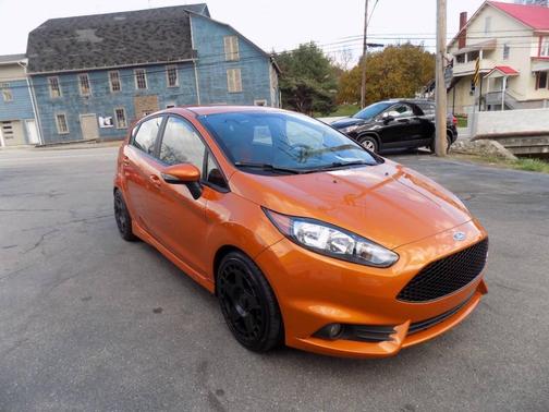 2017 Ford Fiesta ST 4dr Hatchback