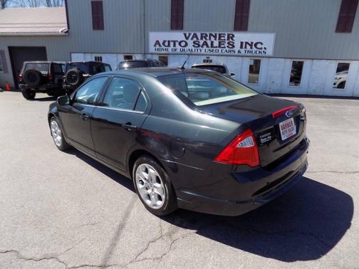 Atlantis Green Metallic 2010 Ford Fusion SE
