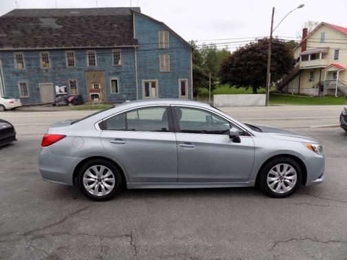 Ice Silver Metallic 2015 Subaru Legacy Premium