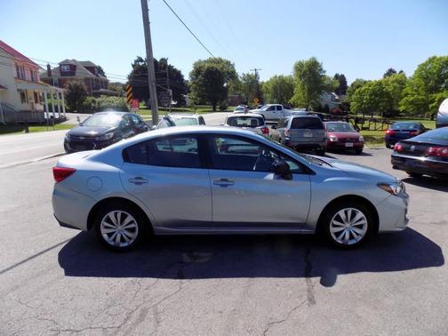 Silver 2018 Subaru Impreza 2.0i