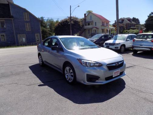 Silver 2018 Subaru Impreza 2.0i