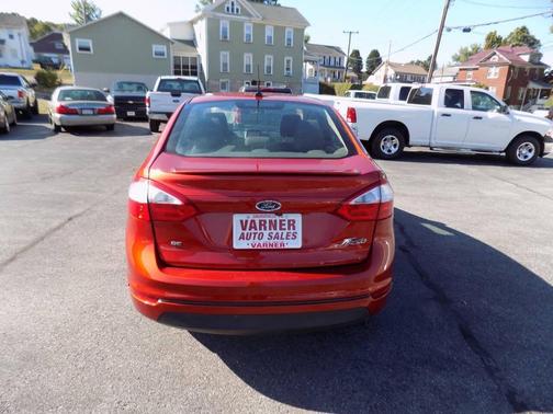 2019 Ford Fiesta SE 4dr Sedan