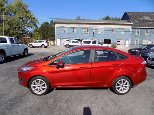 2019 Ford Fiesta SE 4dr Sedan