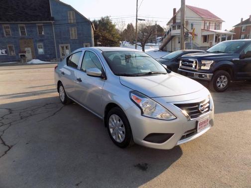 2019 Nissan Versa 1.6 S