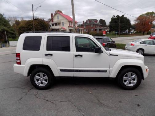 2010 Jeep Liberty Sport