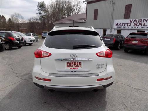2017 INFINITI QX50 Base