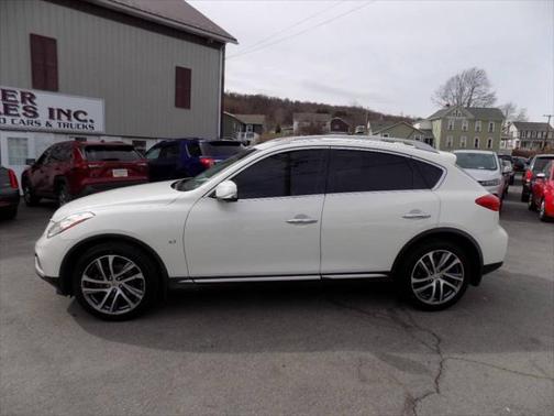 2017 INFINITI QX50 Base