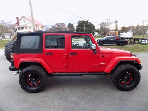 2014 Jeep Wrangler Unlimited Sahara