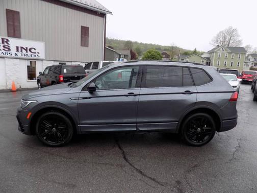 Charcoal 2022 Volkswagen Tiguan 2.0T SE R-Line Black 4MOTION