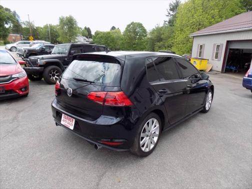 2017 Volkswagen Golf GTI 2.0T S 4-Door