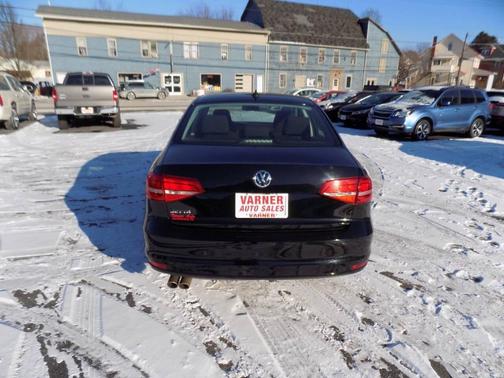 2015 Volkswagen Jetta Auto S w/Technology