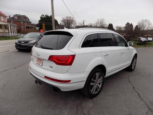 White 2015 Audi Q7 3.0T Premium Plus