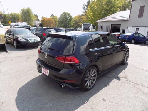 2018 Volkswagen Golf GTI 2.0T SE 4-Door