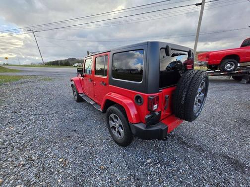 2016 Jeep Wrangler Unlimited Sahara