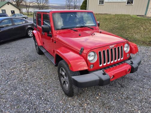 2016 Jeep Wrangler Unlimited Sahara