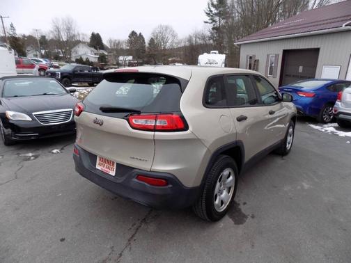 2014 Jeep Cherokee Sport
