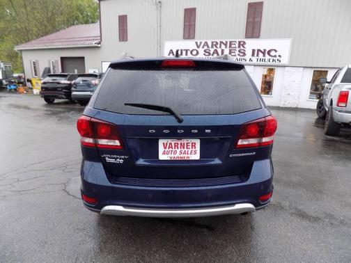 Blue 2017 Dodge Journey Crossroad