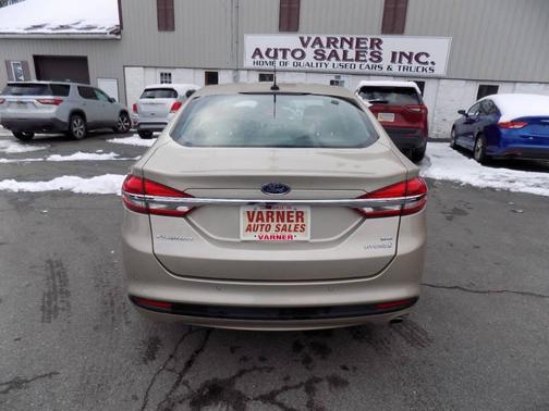 2017 Ford Fusion Hybrid SE