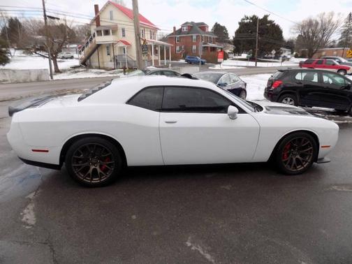 2016 Dodge Challenger SRT Hellcat