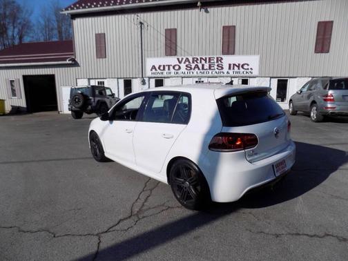 2013 Volkswagen Golf R 4-Door w/DCC & Navigation