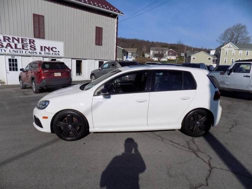 2013 Volkswagen Golf R 4-Door w/DCC & Navigation