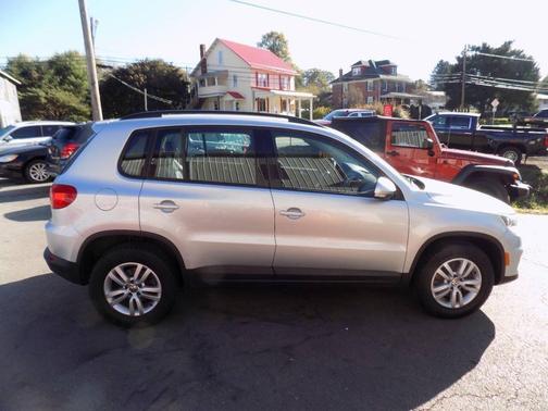 2016 Volkswagen Tiguan 2.0T SE 4MOTION