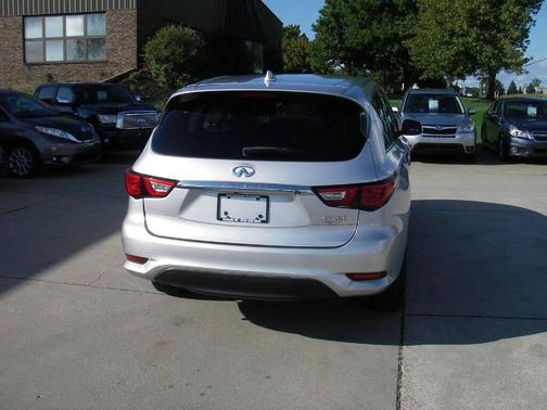 2018 INFINITI QX60 Base