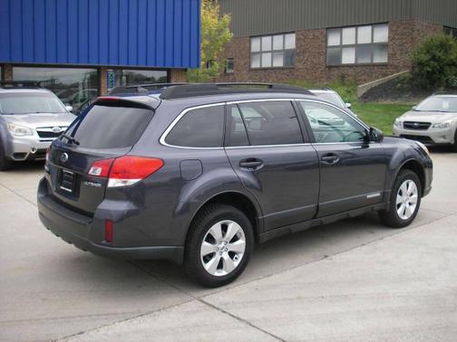 2012 Subaru Outback 2.5i Limited
